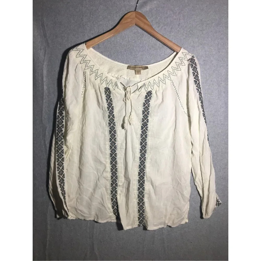 Womens Vintage America Jeans Blouse Boho Wide Neckline Blue Embroidery Details